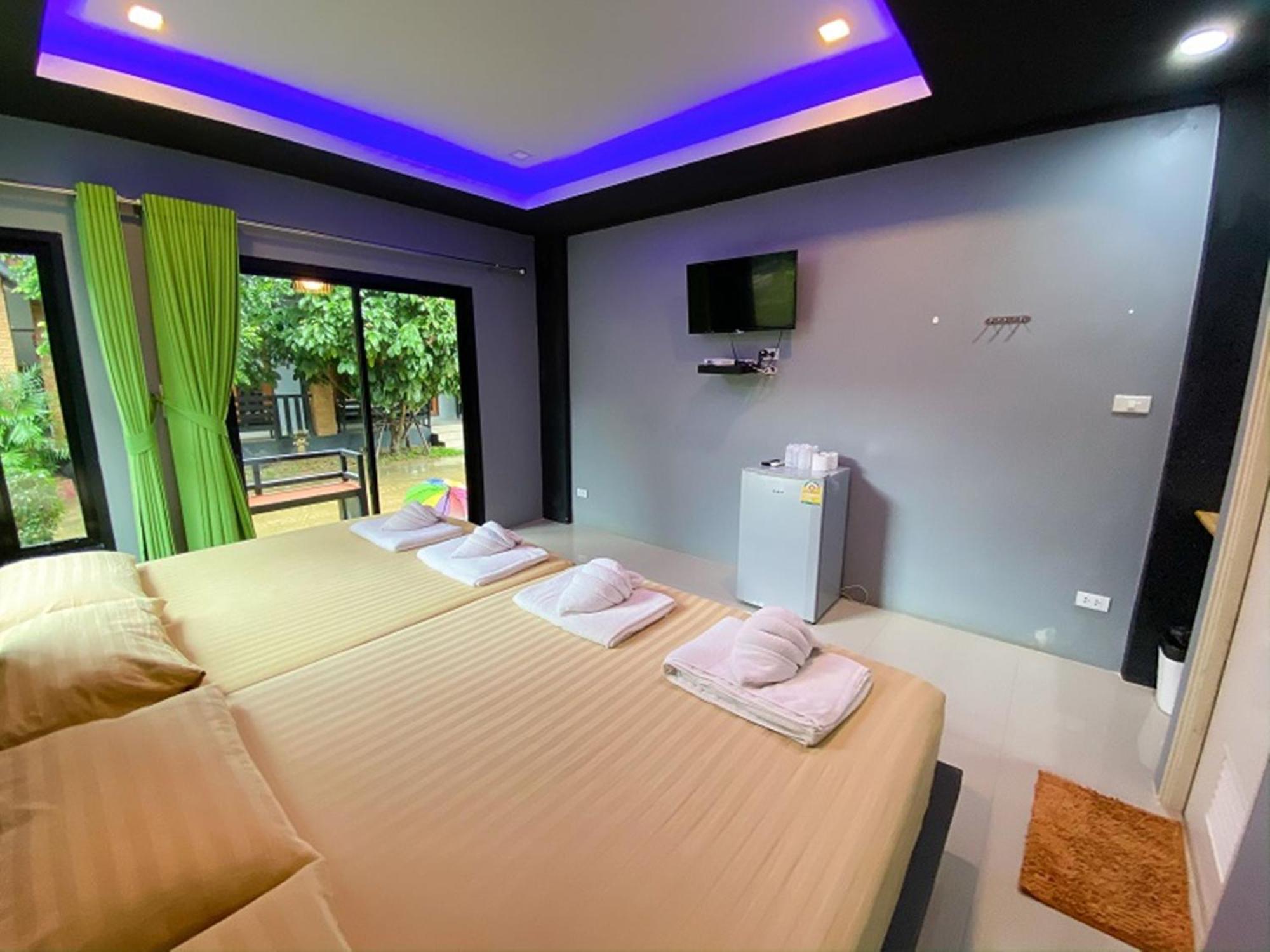 ณัฐพลรีสอร์ต Hotel แก่งกระจาน ห้อง รูปภาพ